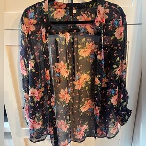 Women’s Long Sleeve Top